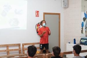 Camp 06