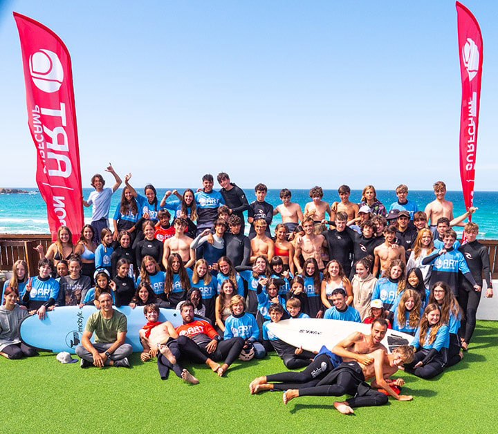DESCUBRE EL MEJOR CAMPAMENTO DE SURF PARA NIÑOS Y ADOLESCENTES EN ARTSURF