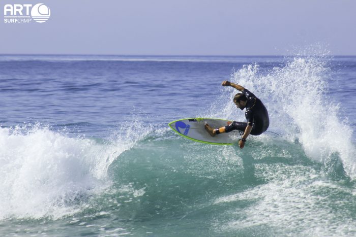 Conoce Las 16 Maniobras De Surf Más Populares y Cómo Realizarlas