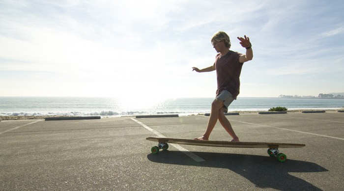 Skateboard surf