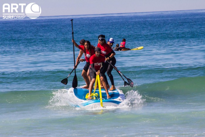 Surfing Paddle XXL: Con Tabla De Cinco Metros y a Lo Loco