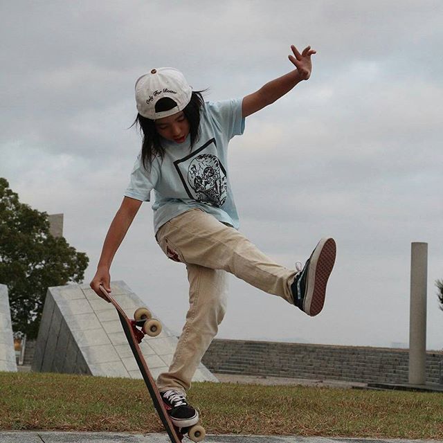 Un Japonés De 13 Años Fusiona Skate y Baile De Forma Increíble