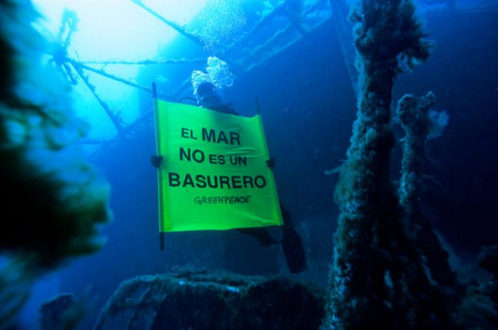 Artsurfcamp Se Une a Greenpeace En Su Lucha Contra El Plástico