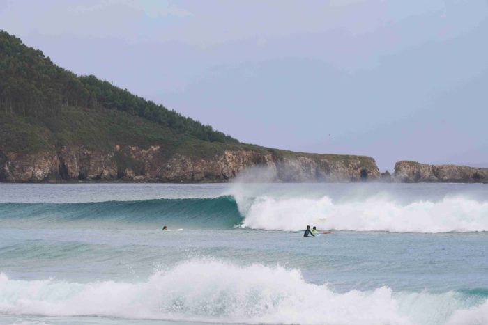 Las Mejores Escuelas De Surf En Galicia: Cómo Identificarlas Para Una Experiencia Inolvidable