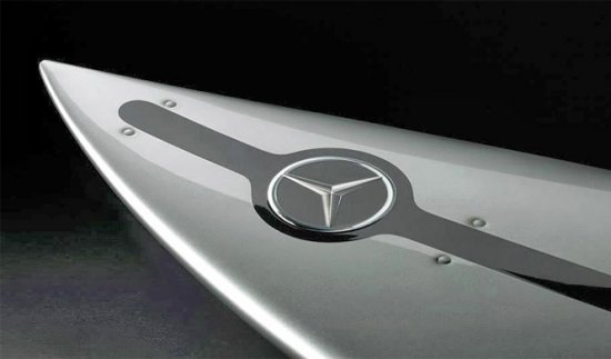 La tabla de surf de Mercedes