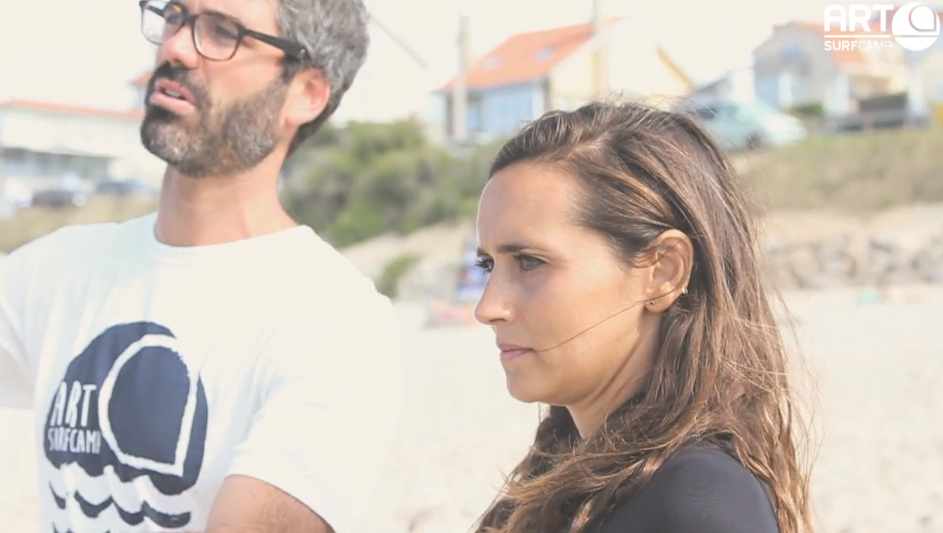 Primera Clase De Surf De Inma Soria, Bloguera De Moda, En Artsurfcamp