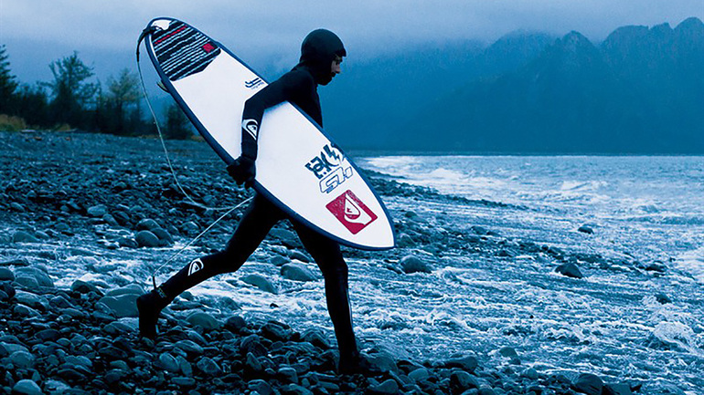 Surf En Invierno: Consejos Para Aprovechar Las Mejores Olas Del Año