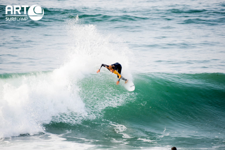 Llega Agosto y Con Él Los Surf Camps Para Adultos