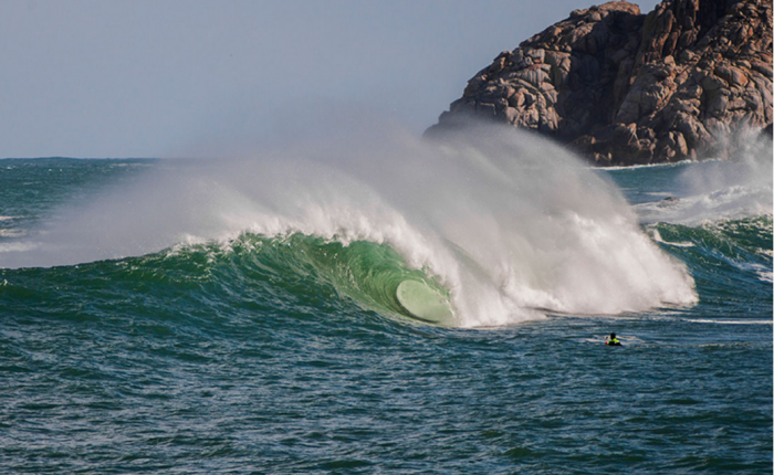 Llega El Invierno y Llegan Las Olas XXL a La Costa Da Morte